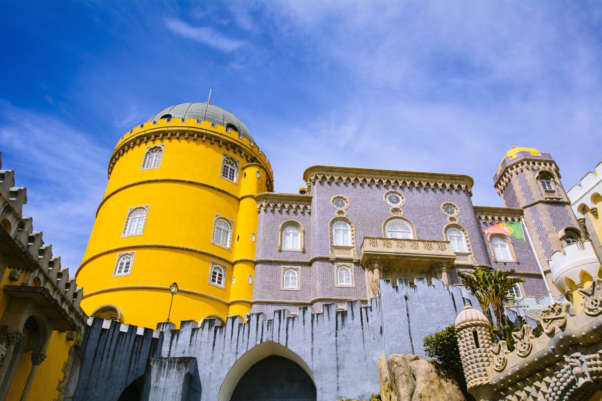 Pena Palace: From Monastery to Royal Residence - A Historical Transformation