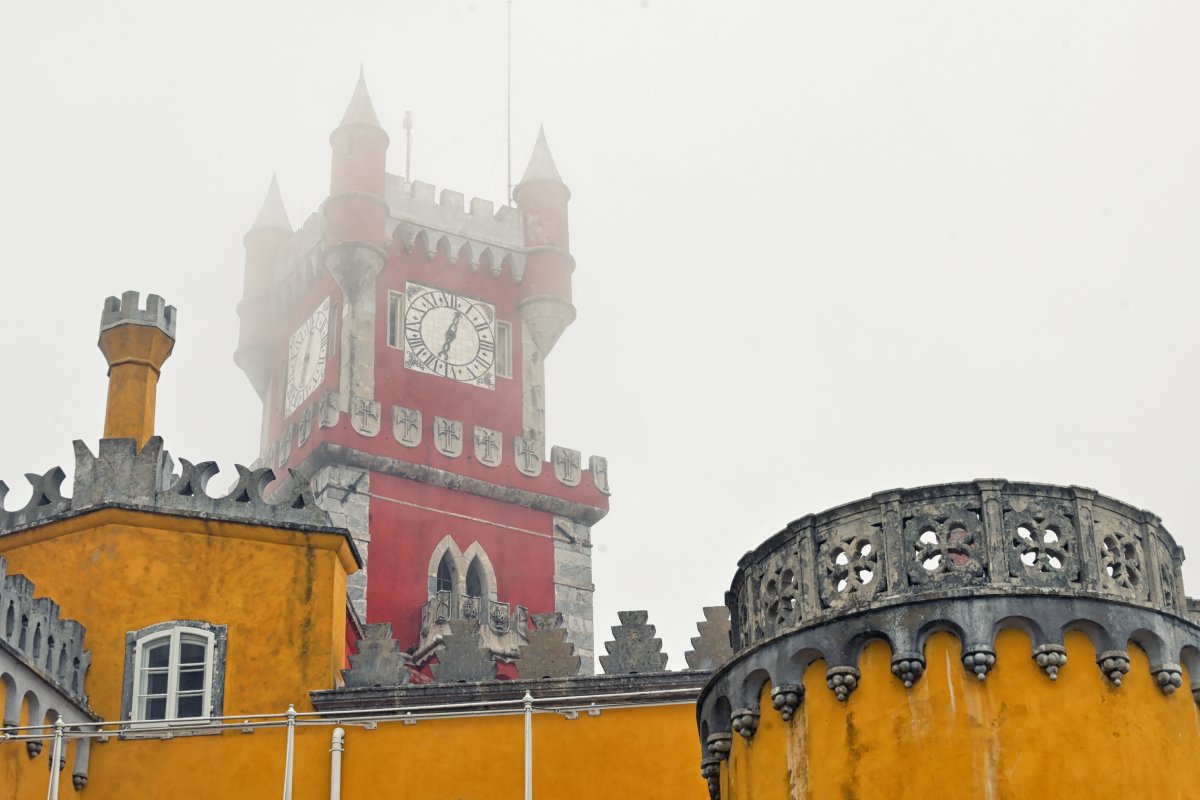 Pena Palace Gardens and Park: Exploring the Hidden Gems