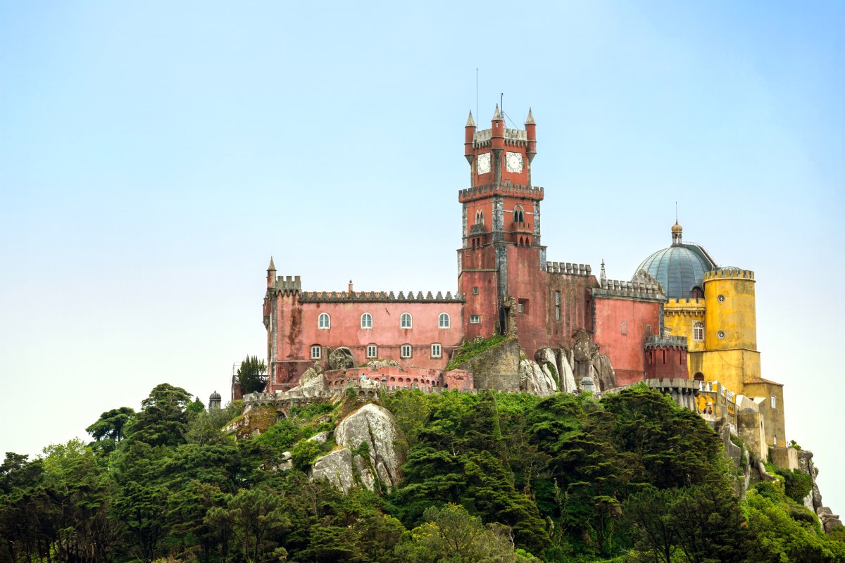 Spring Awakening: Photographing Pena Palace\'s Floral Splendor
